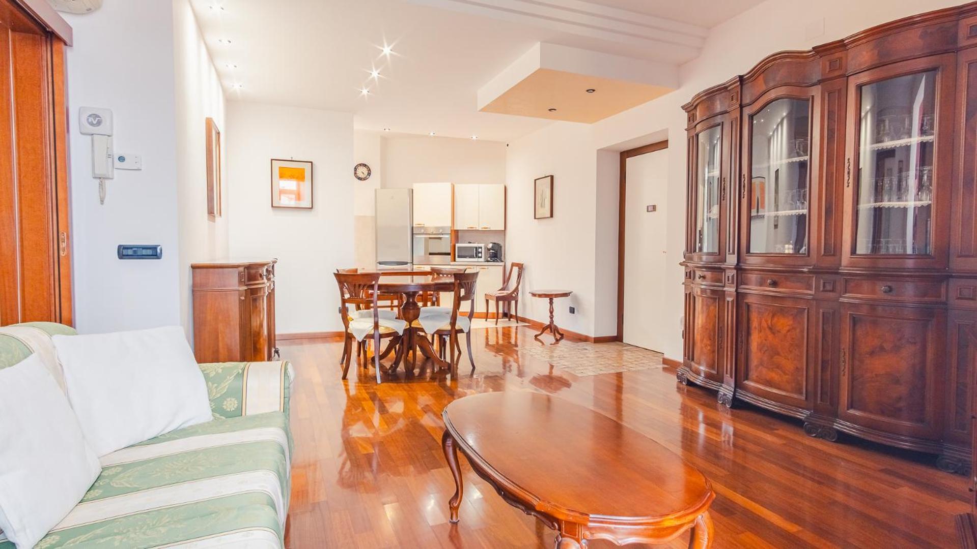 Residenza Edvige - Italian Homing Apartment เวโรนา ภายนอก รูปภาพ